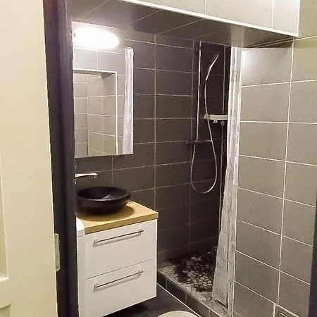 Le Pont Kuss Apartamento *